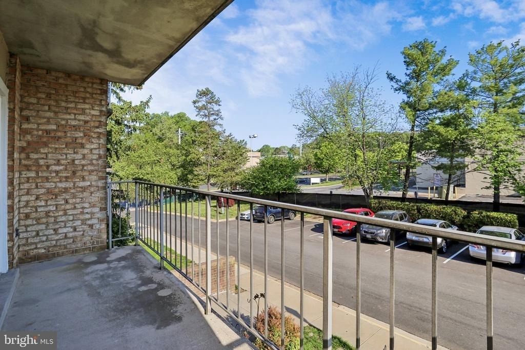 11925 Parklawn Drive - Photo 38