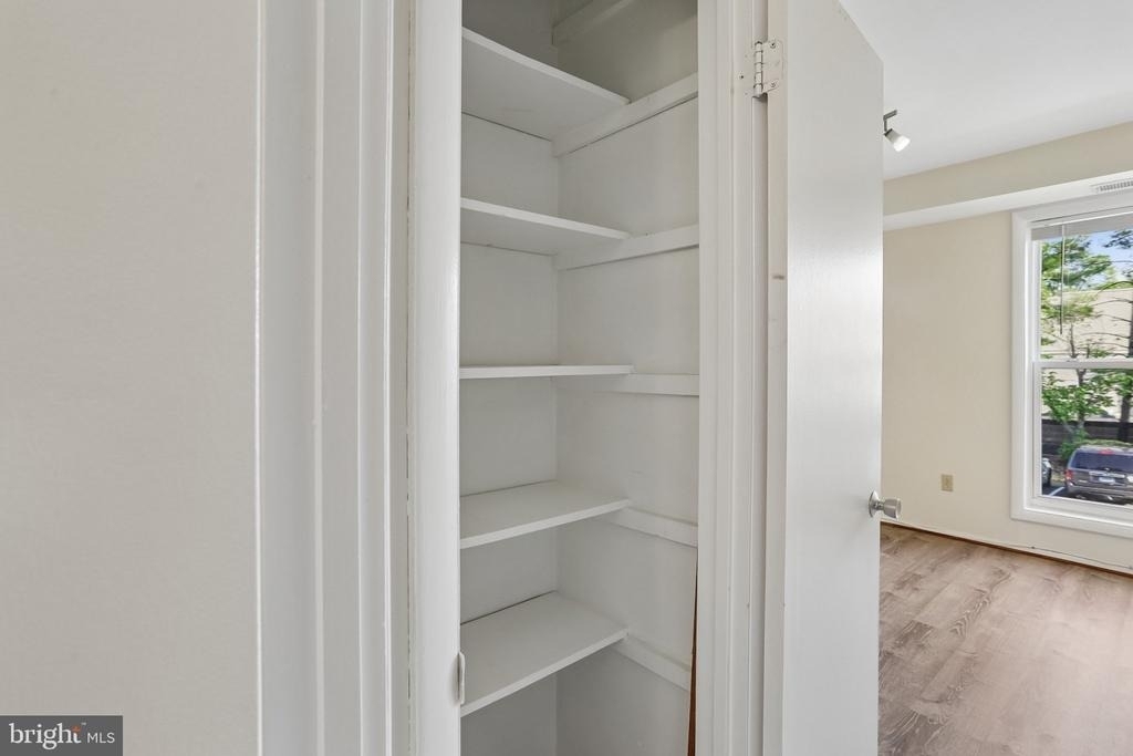 11925 Parklawn Drive - Photo 36