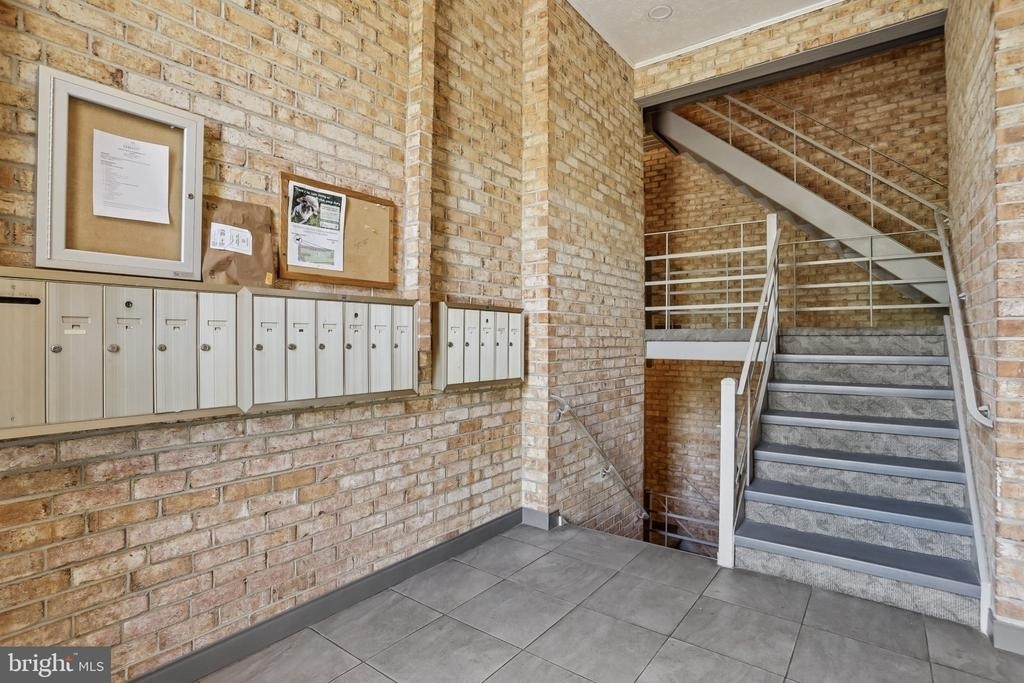 11925 Parklawn Drive - Photo 43