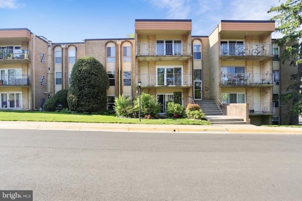 11925 Parklawn Drive - Photo 42