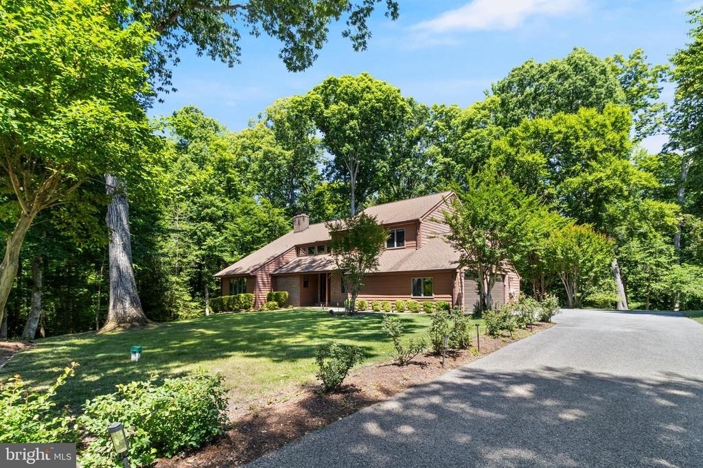 8150 Plowden Drive - Photo 6