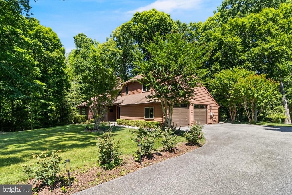 8150 Plowden Drive - Photo 9