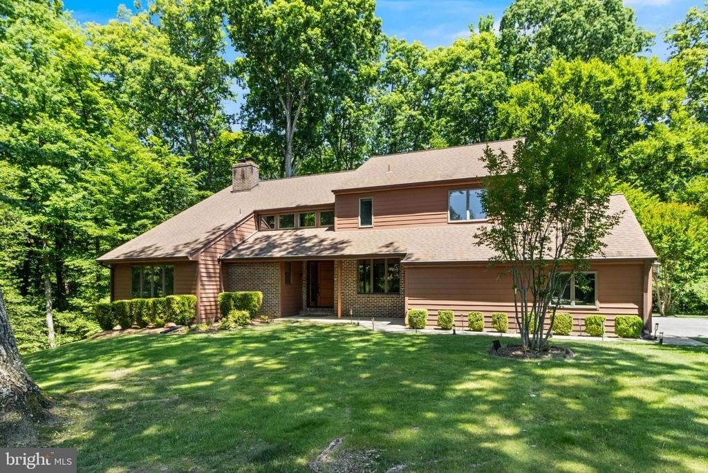 8150 Plowden Drive - Photo 5