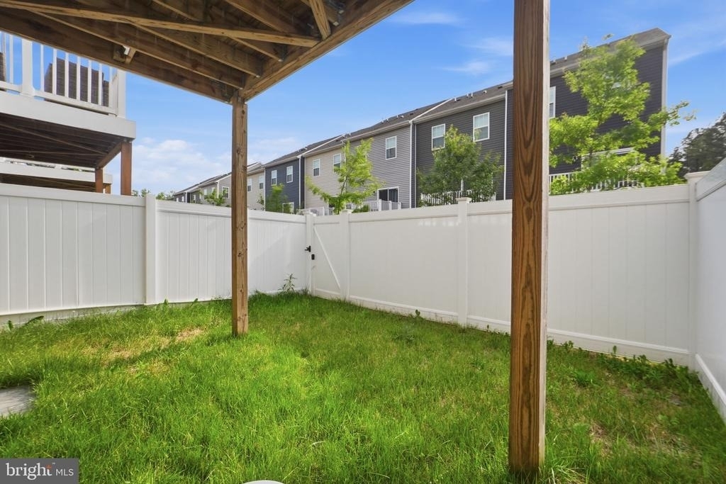 1806 Kellington Court - Photo 27