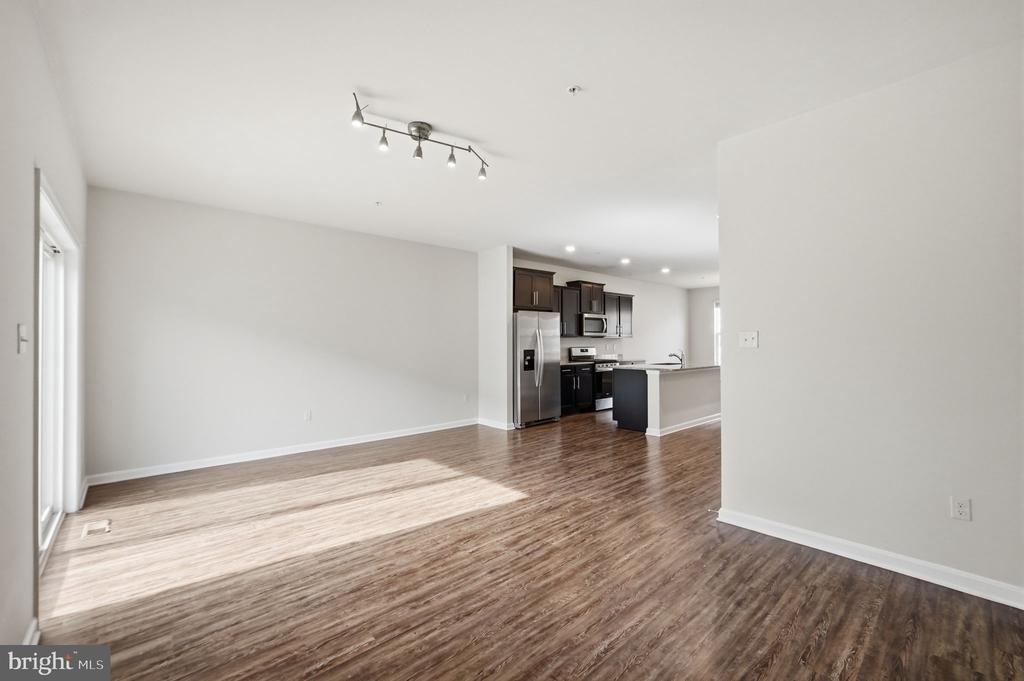 1806 Kellington Court - Photo 14