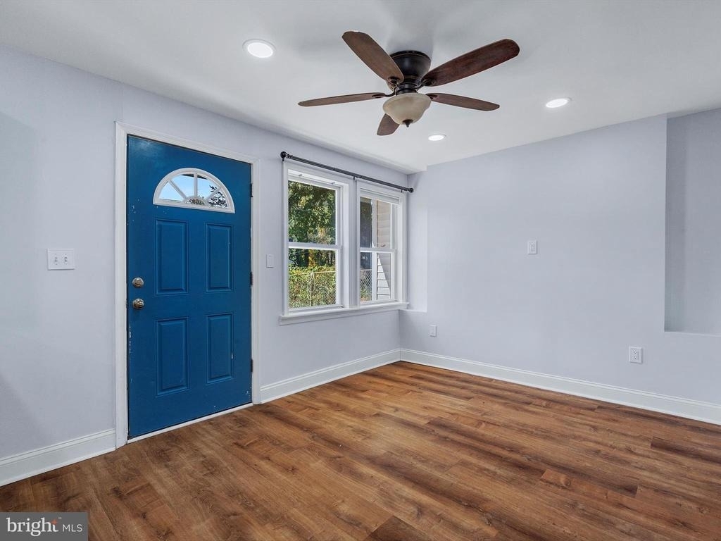 7707 Warsaw Avenue - Photo 5