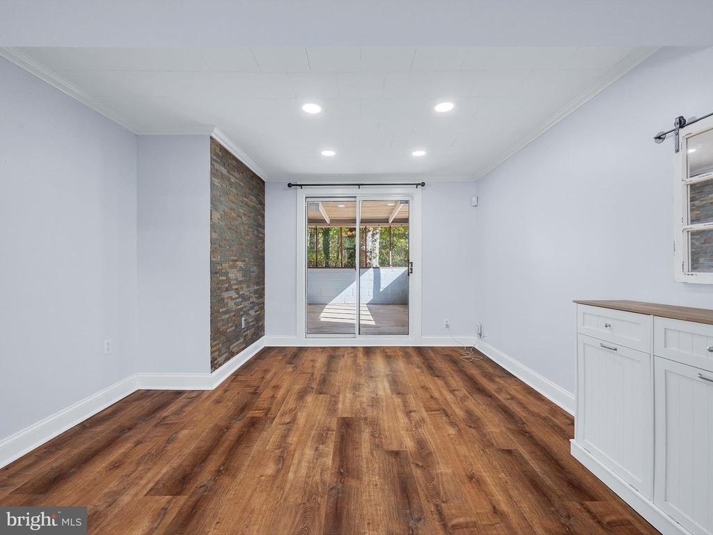 7707 Warsaw Avenue - Photo 13