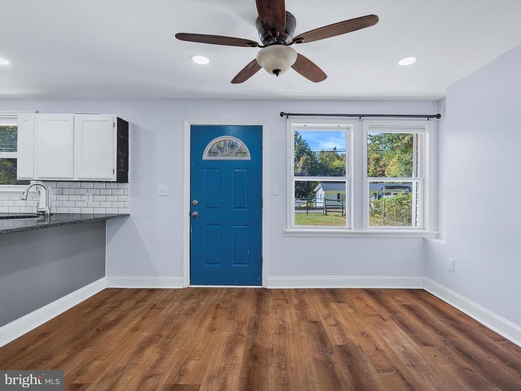 7707 Warsaw Avenue - Photo 6