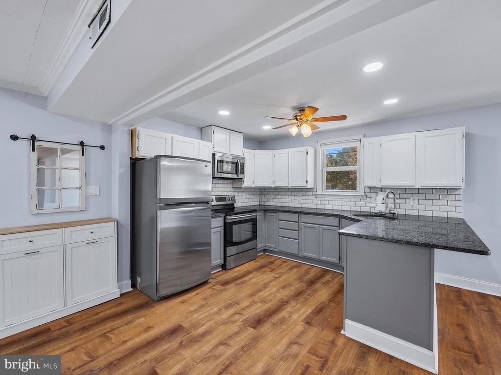 7707 Warsaw Avenue - Photo 8