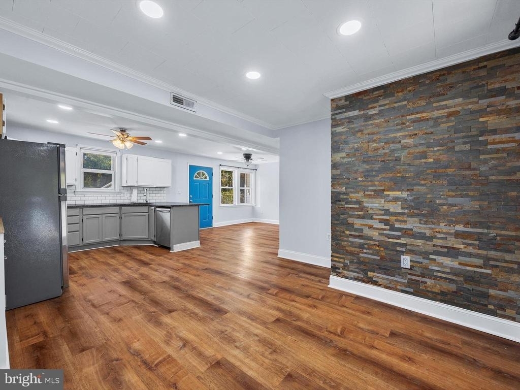 7707 Warsaw Avenue - Photo 14