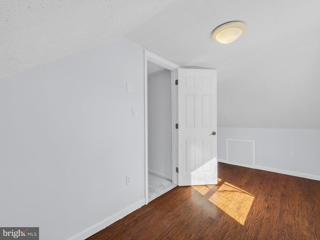 7707 Warsaw Avenue - Photo 24