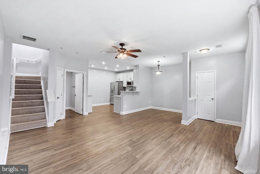 832 Estuary Drive - Photo 3