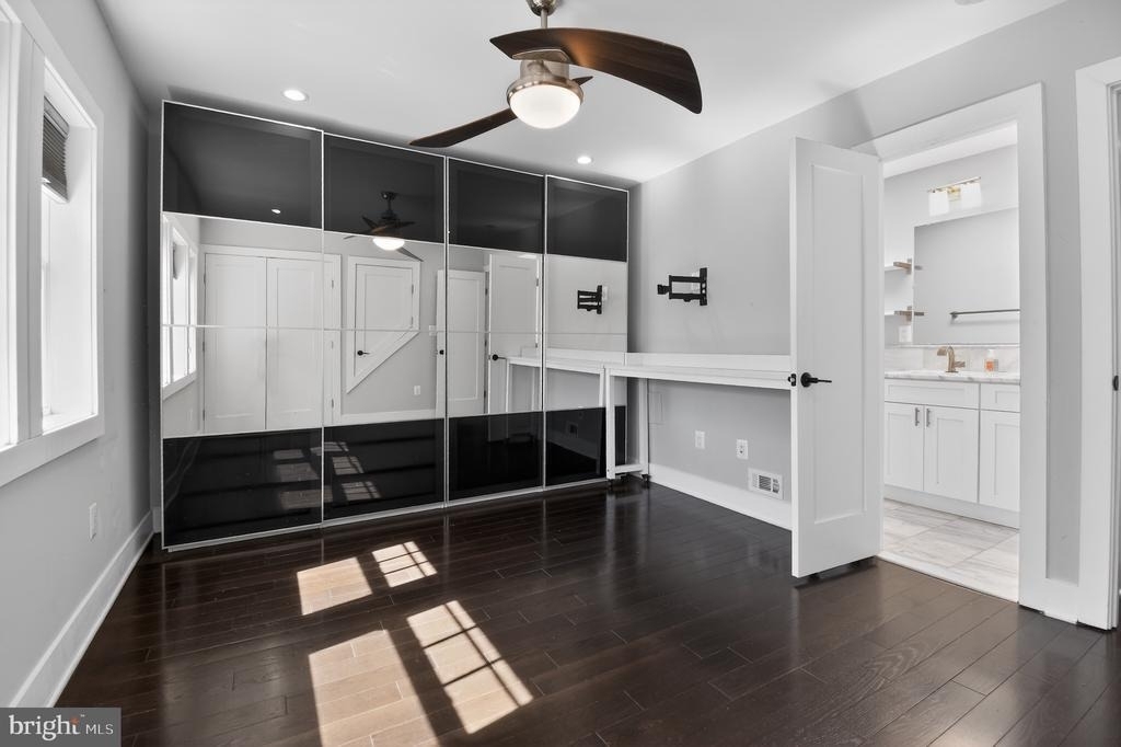 847 20th Street Ne - Photo 10