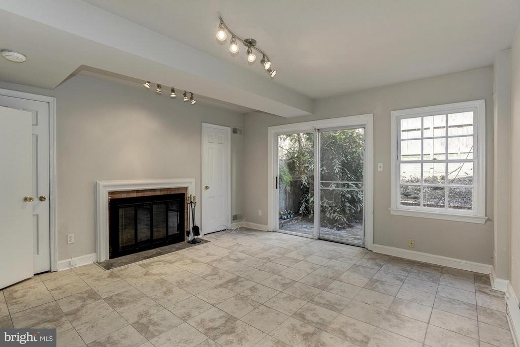 2531 Queen Annes Lane Nw - Photo 23