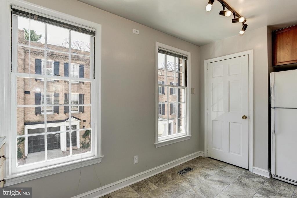 2531 Queen Annes Lane Nw - Photo 13