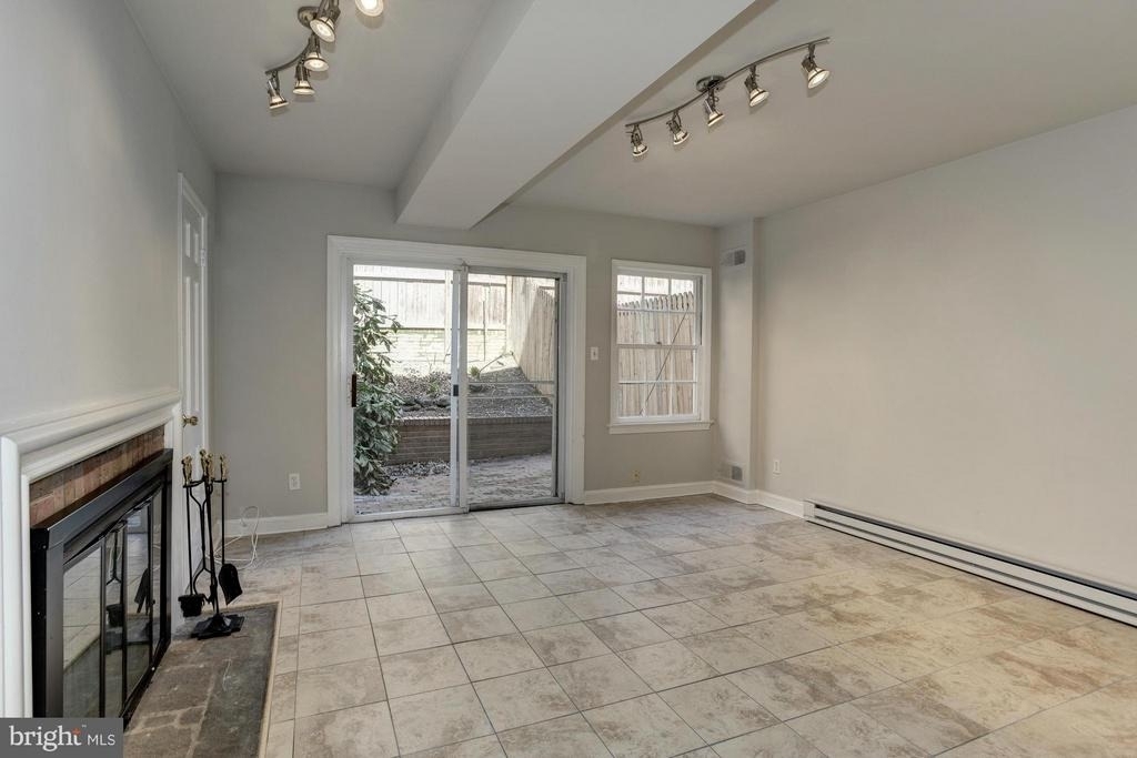 2531 Queen Annes Lane Nw - Photo 22