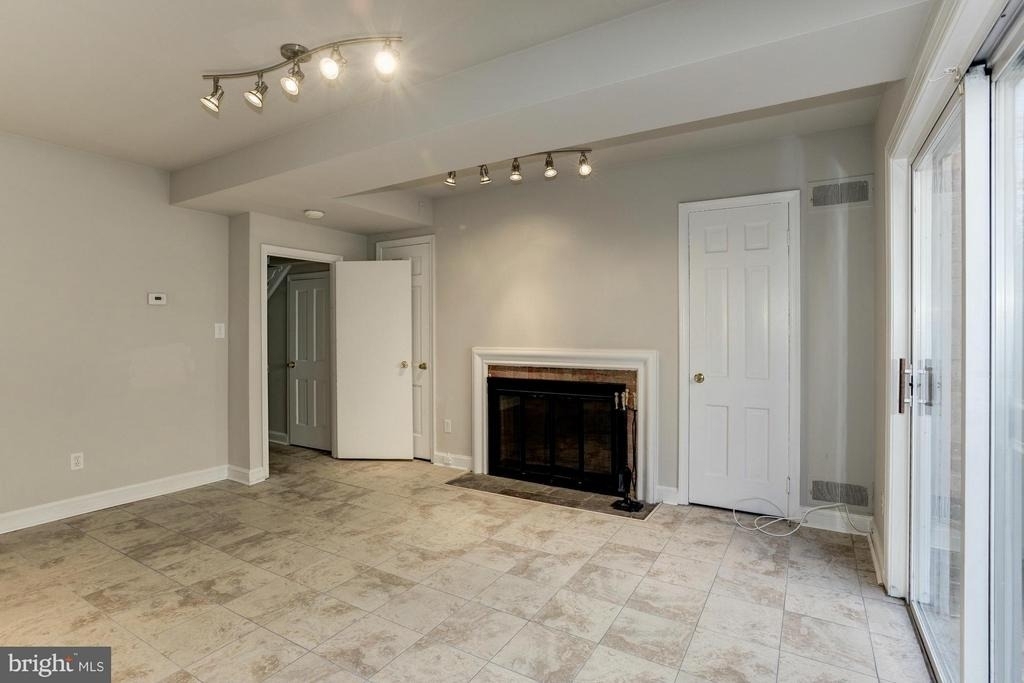 2531 Queen Annes Lane Nw - Photo 24