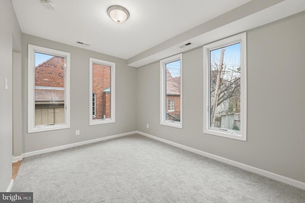 3248 Jones Court Nw - Photo 4