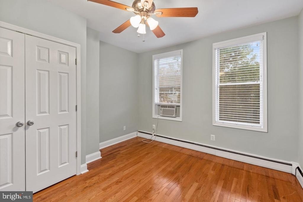 225 14th Place Ne - Photo 13