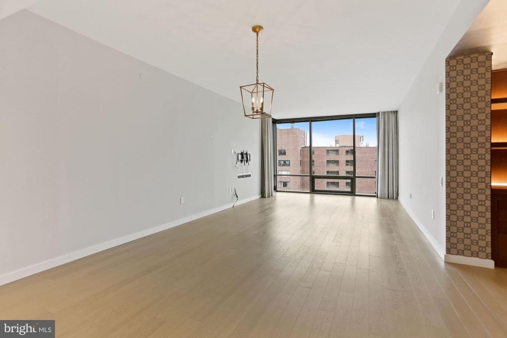 1111 24th Street Nw - Photo 6