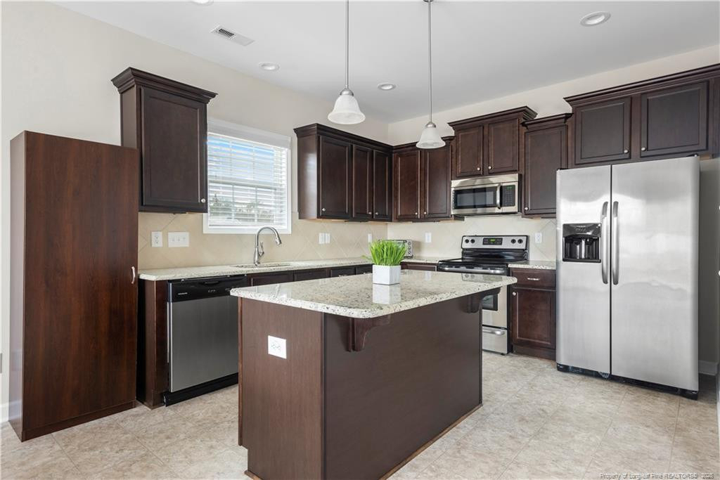 820 Leah Street - Photo 2