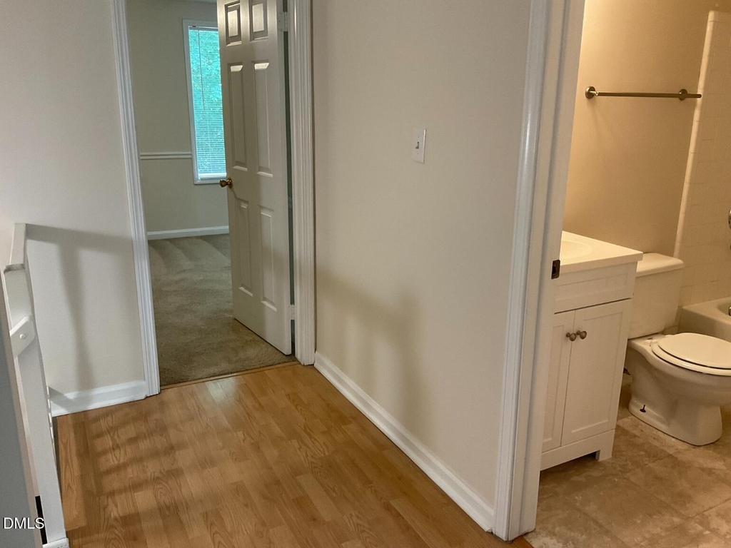 101 Luxon Place - Photo 15