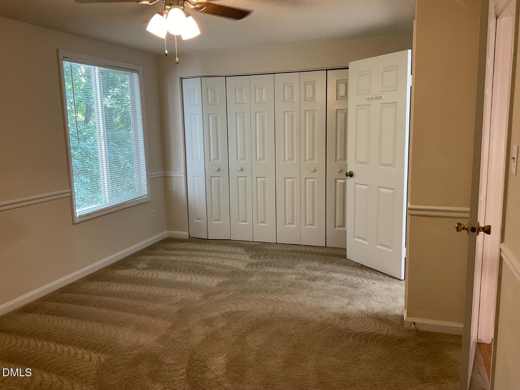 101 Luxon Place - Photo 17