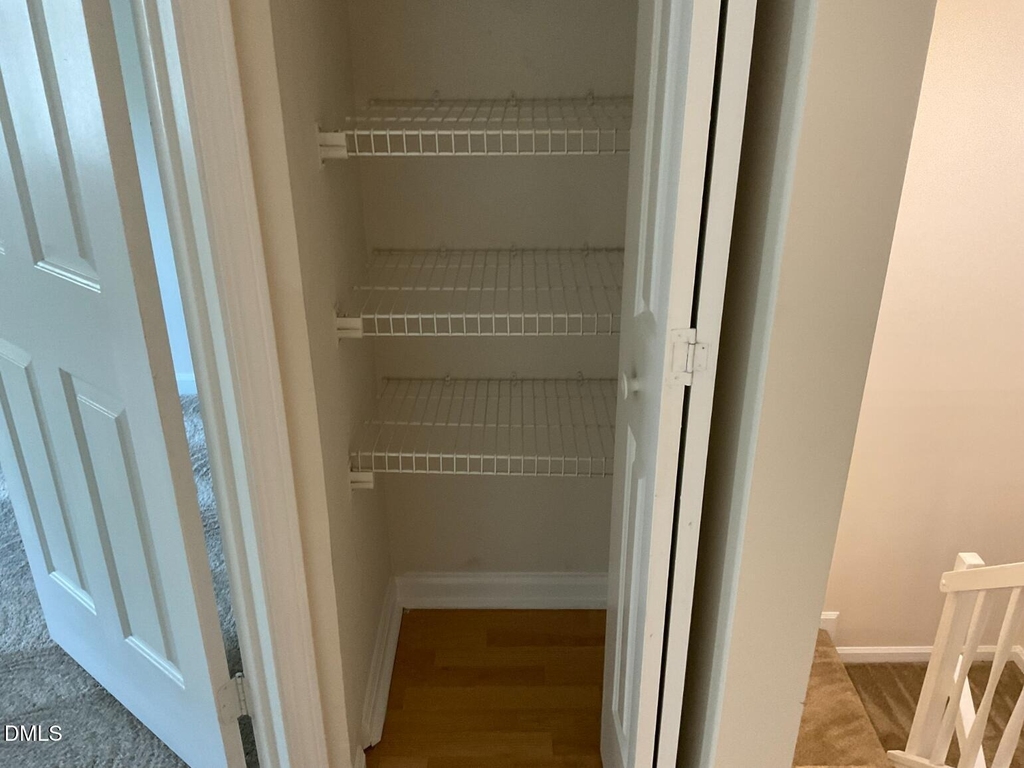 101 Luxon Place - Photo 29