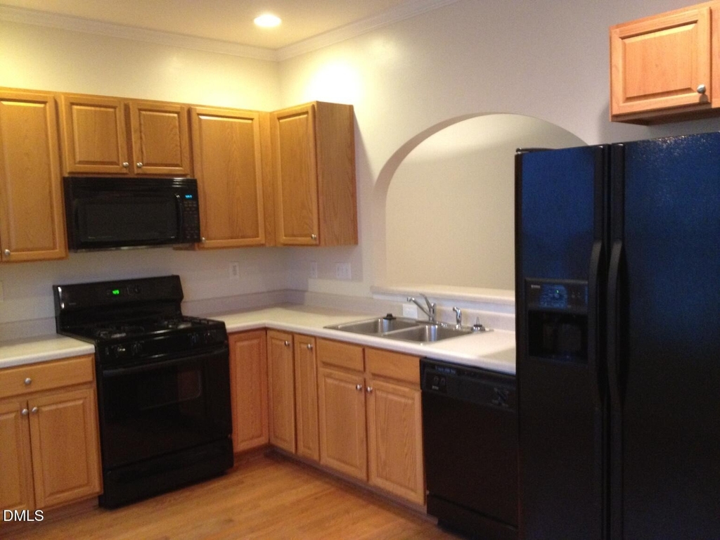 4631 Malone Court - Photo 1