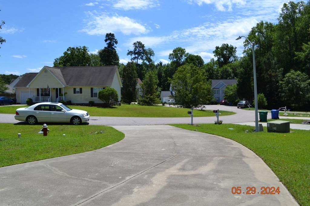1321 E Stone Arch Drive - Photo 2