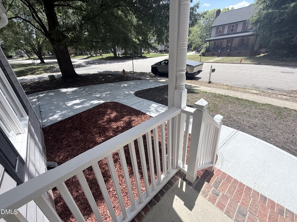 2900 Broadlands Drive - Photo 19