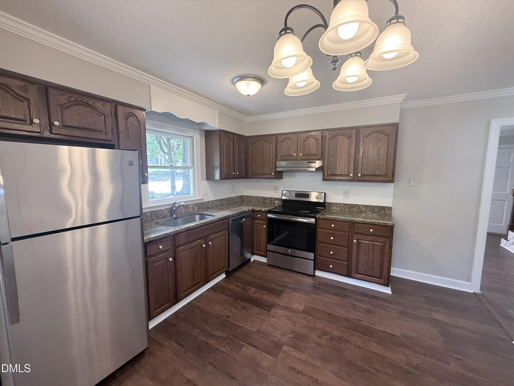 2900 Broadlands Drive - Photo 27