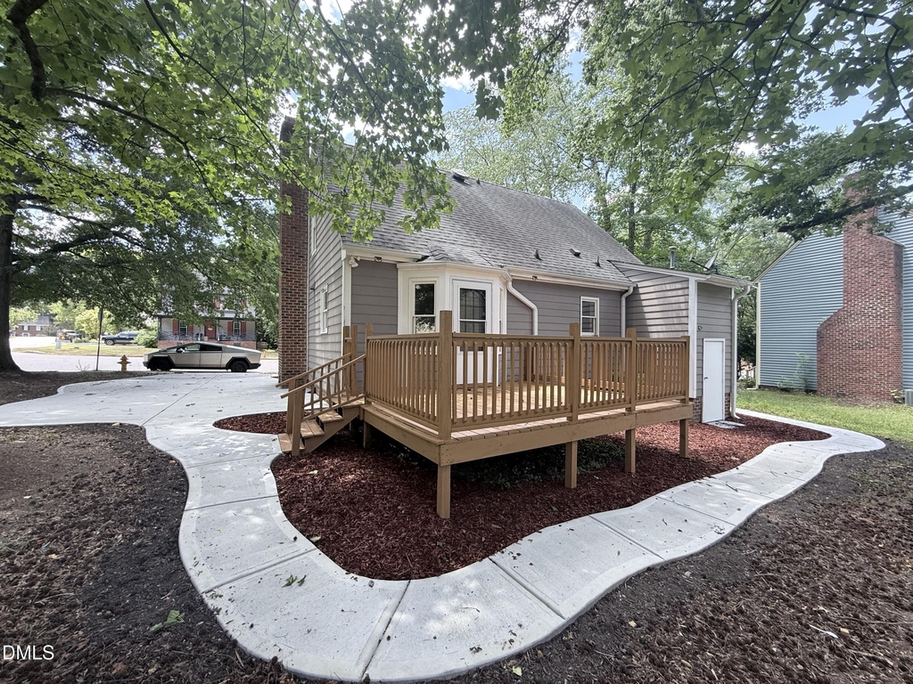2900 Broadlands Drive - Photo 11