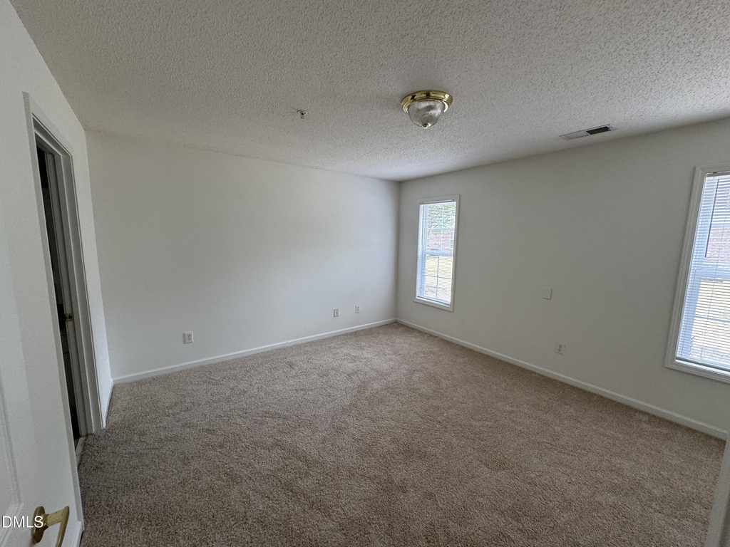 2411 Vancastle Way - Photo 14