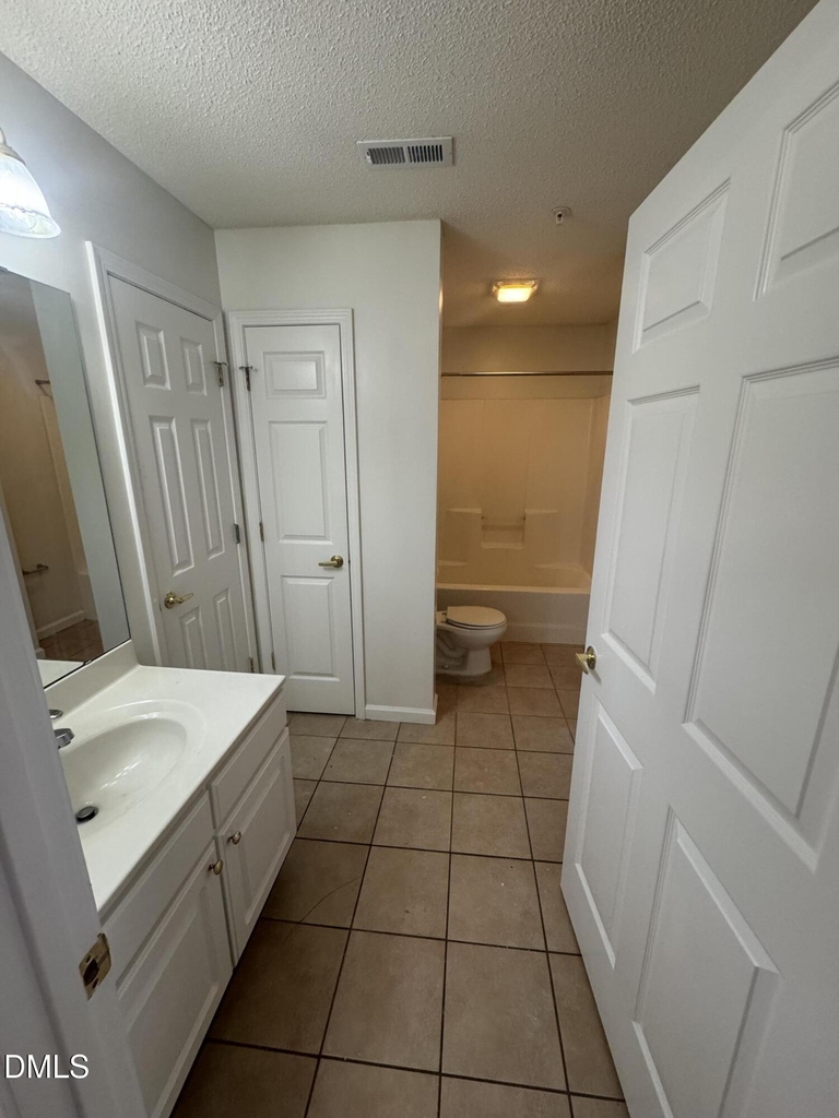2411 Vancastle Way - Photo 8