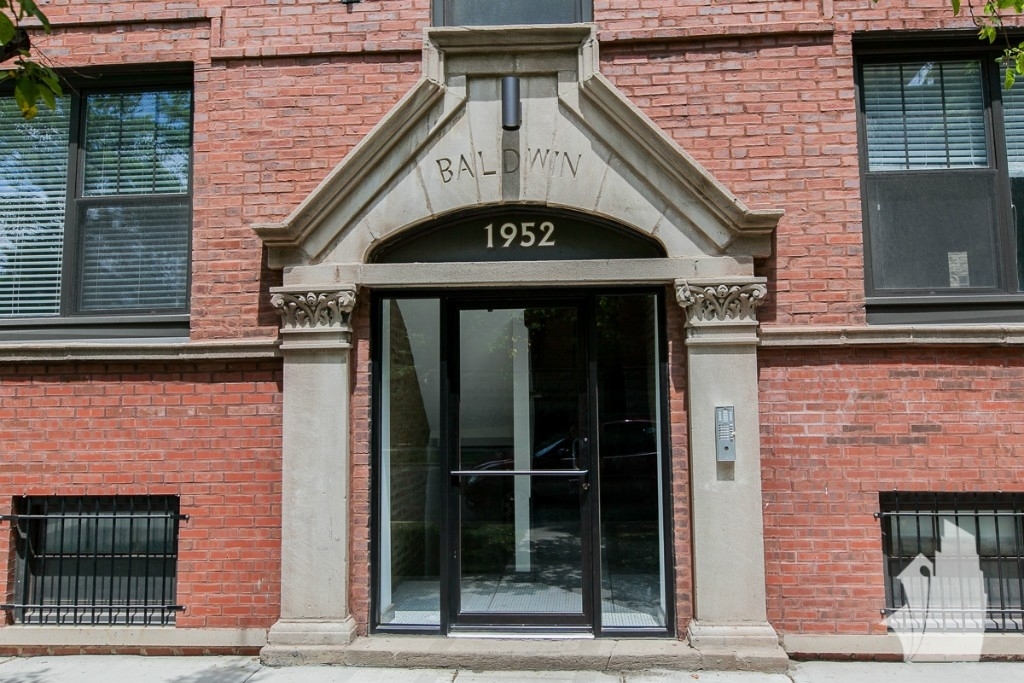 1946-52 W Nelson St - Photo 1