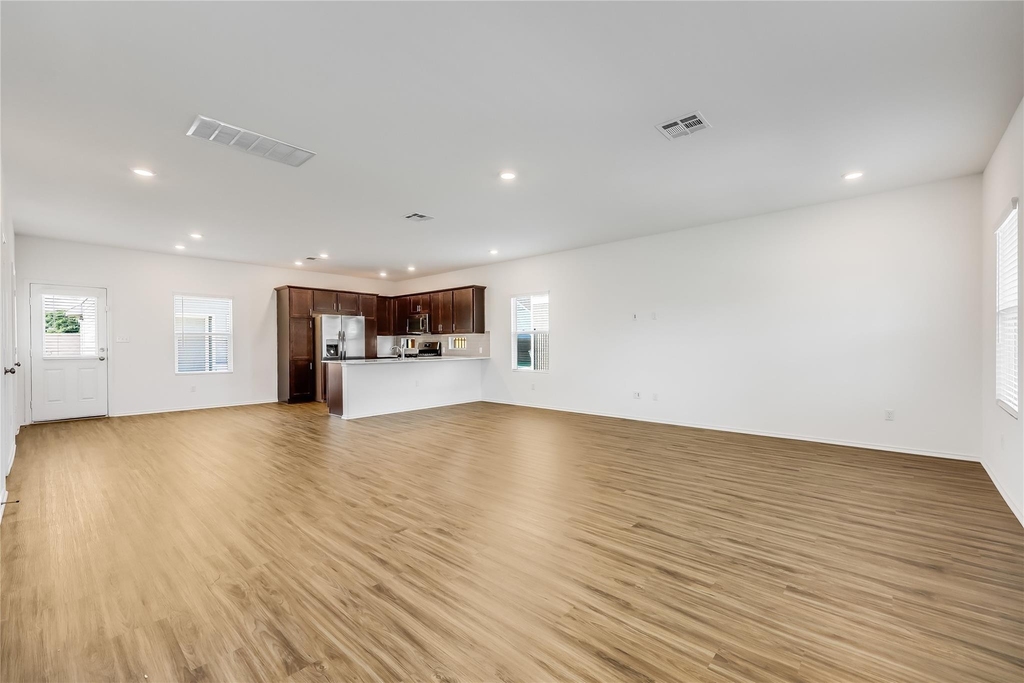 1545 Cobblecrest Ln - Photo 7