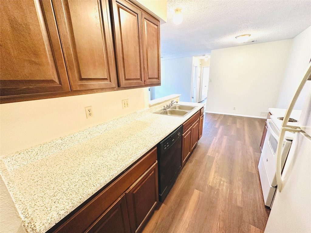 12505 Turtle Rock Rd - Photo 5