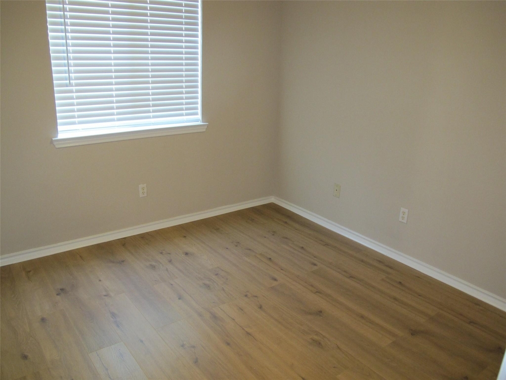 902 Quartz Ct - Photo 16