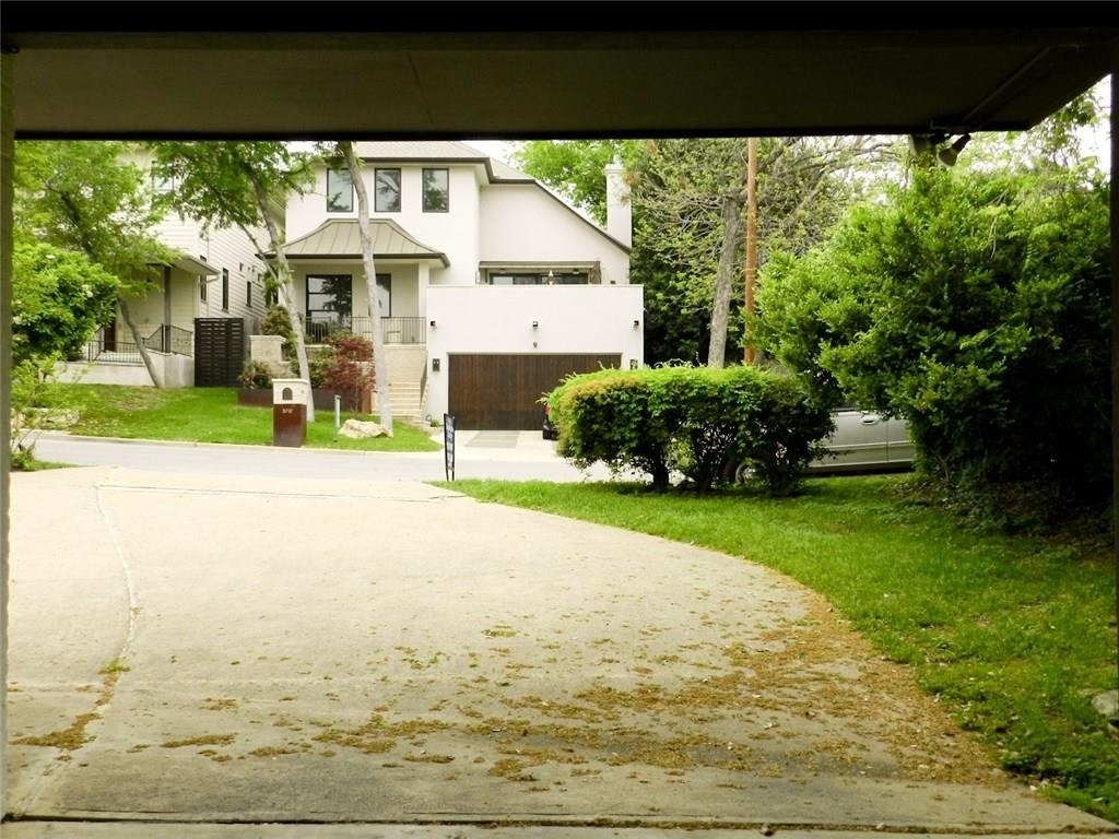 3713 Meredith St - Photo 28