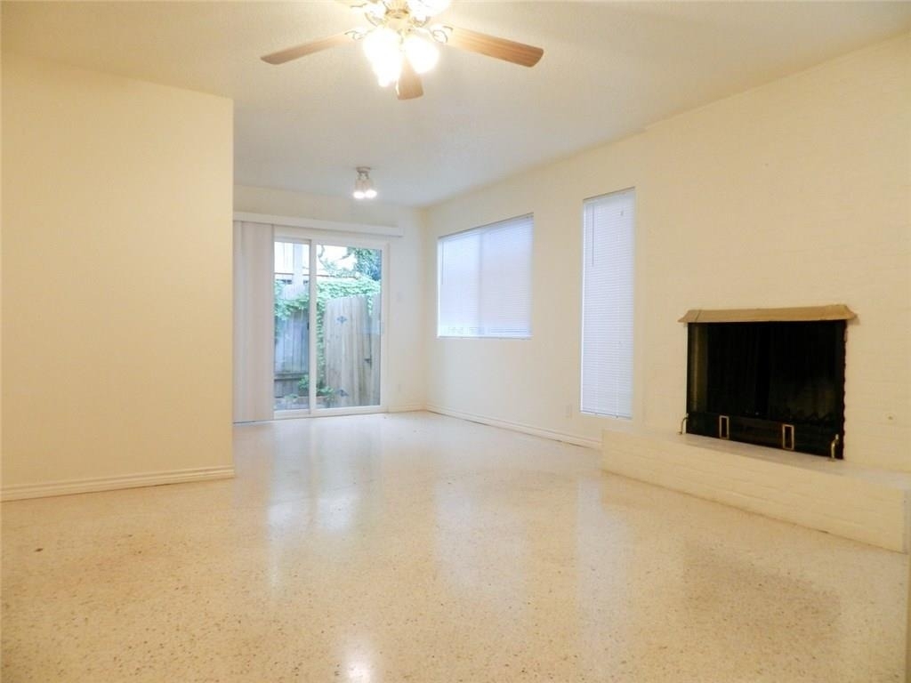 3713 Meredith St - Photo 11
