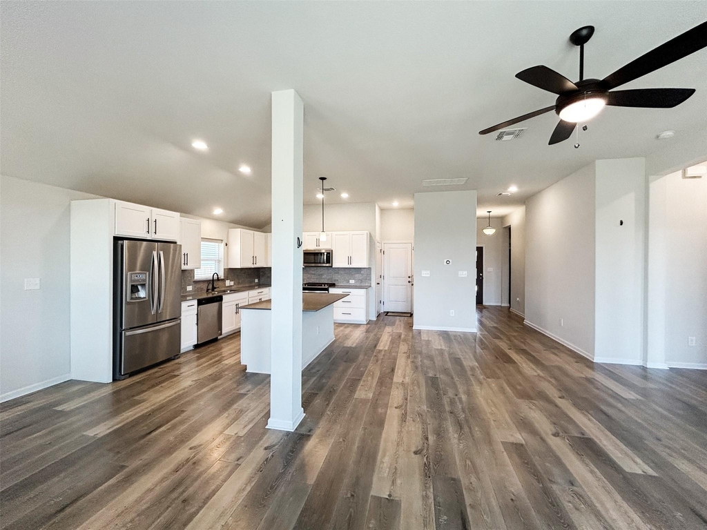 558 Bridgestone Way - Photo 8