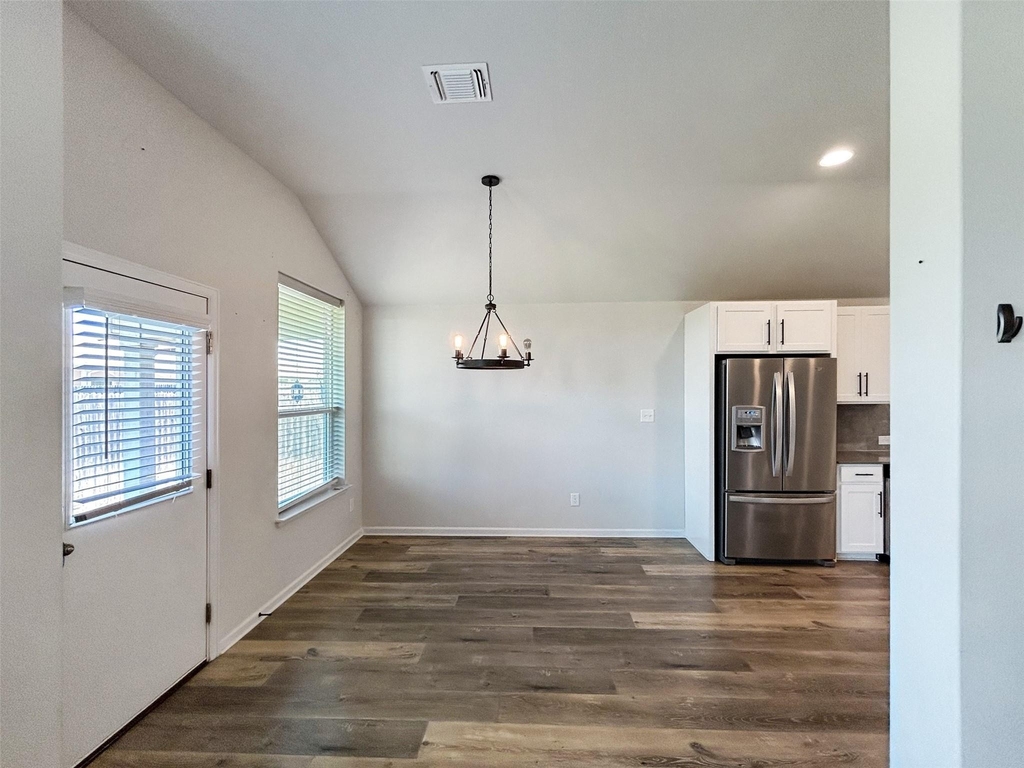 558 Bridgestone Way - Photo 9