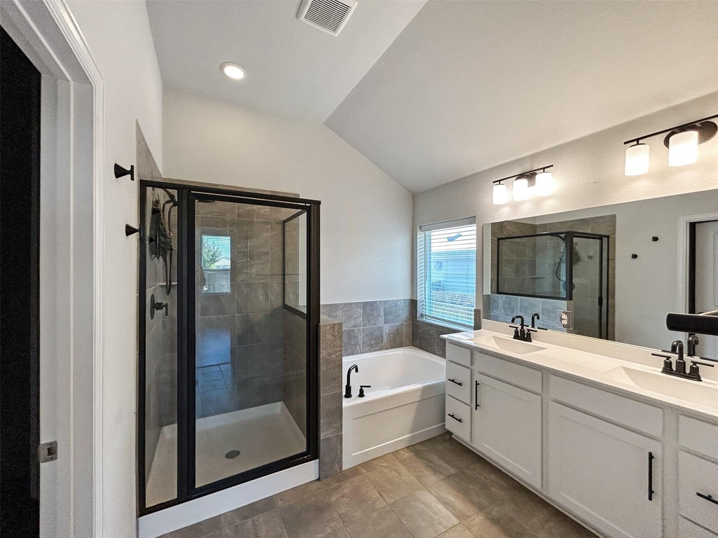 558 Bridgestone Way - Photo 18