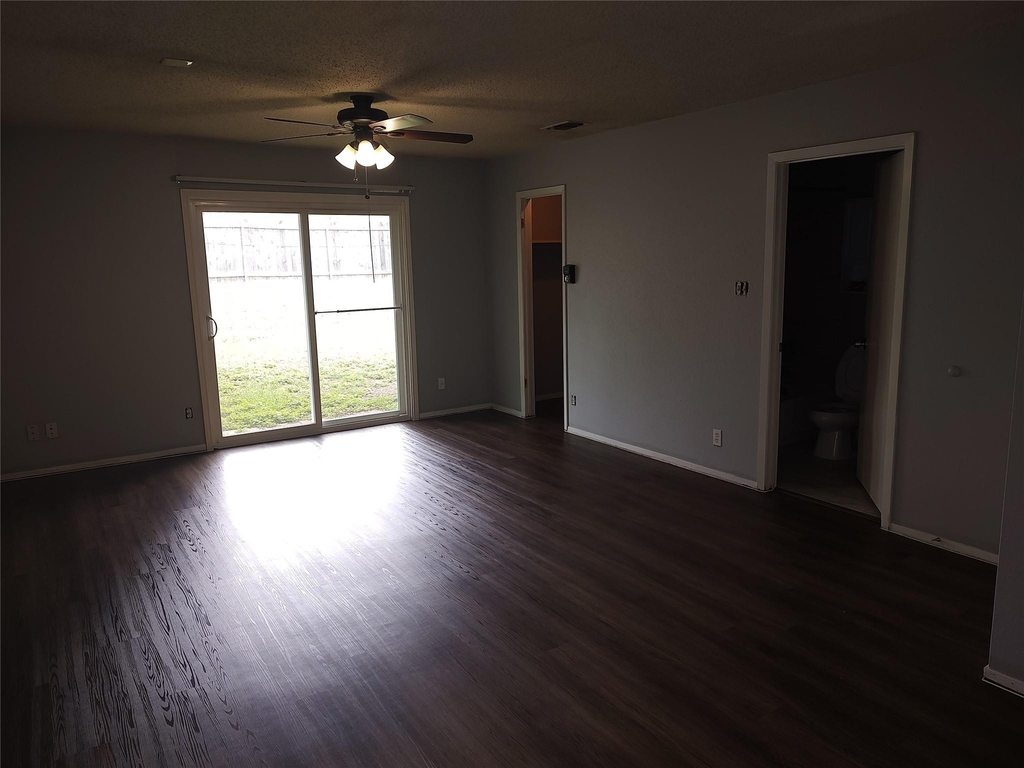 11506 Murcia Dr - Photo 6