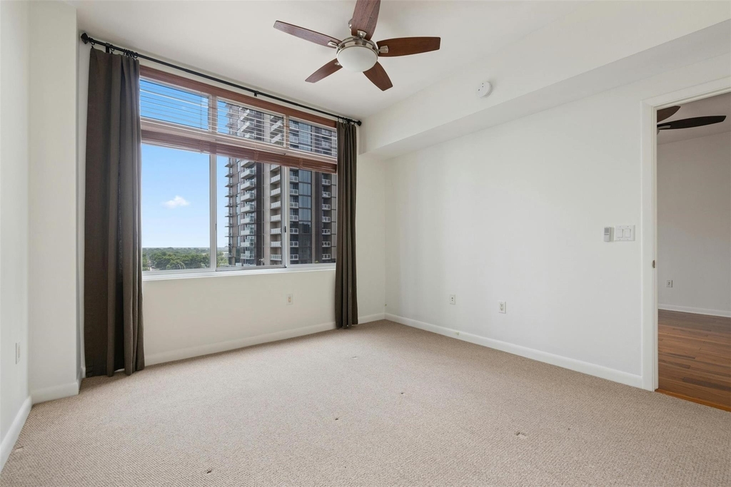 54 Rainey St - Photo 19