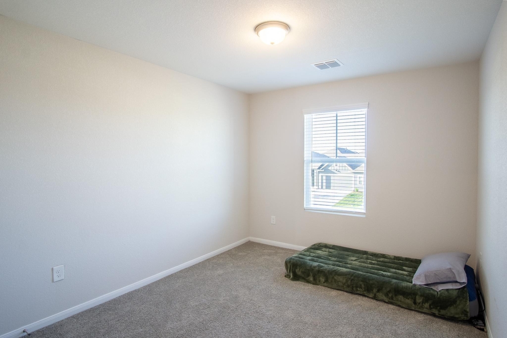 130 Yellowstone Dr - Photo 10