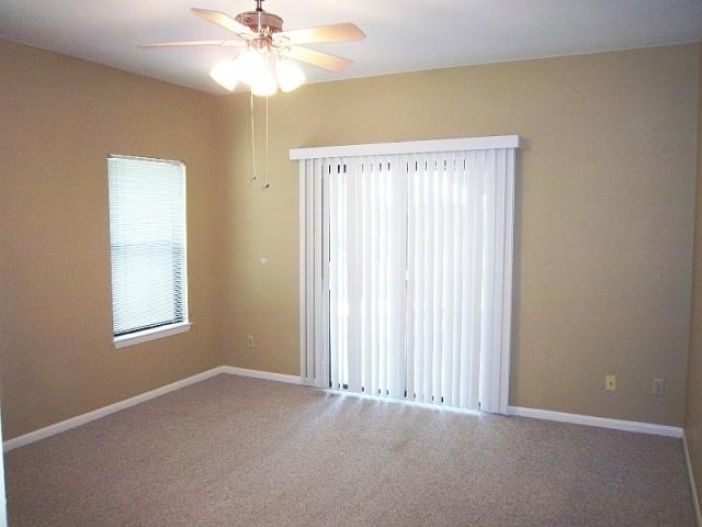 1004 Charlotte St - Photo 5
