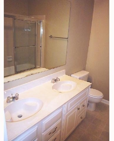 1004 Charlotte St - Photo 11