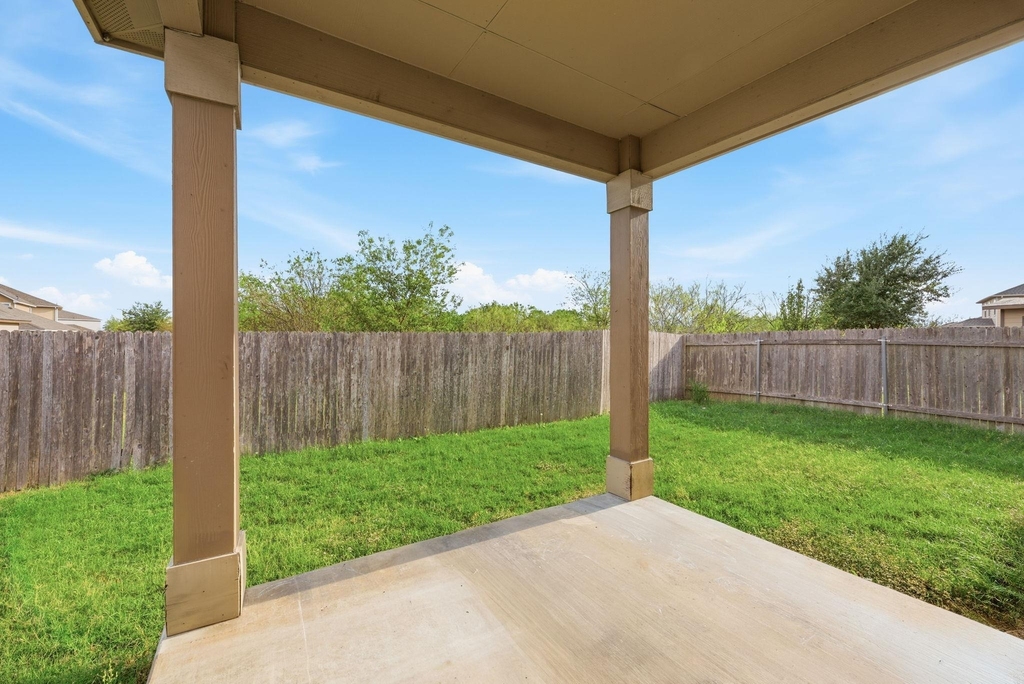 13535 Abraham Lincoln St - Photo 32